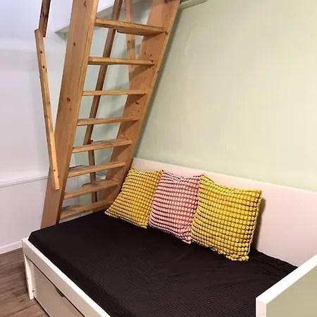 Brouettes 3 : Studio Mezzanine